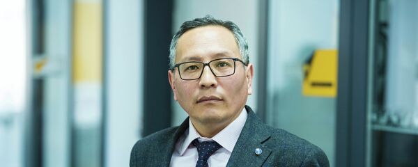 Кандидат филологических наук, представитель общественного фонда Саякбай манасчи Талантаалы Бакчиев - Sputnik Кыргызстан