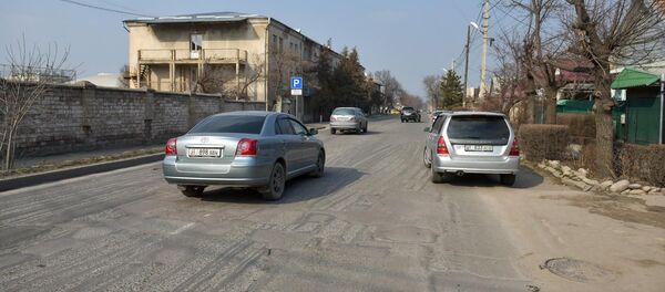Улица Жукеева-Пудовкина в Бишкеке, где планируется провести ремонт - Sputnik Кыргызстан