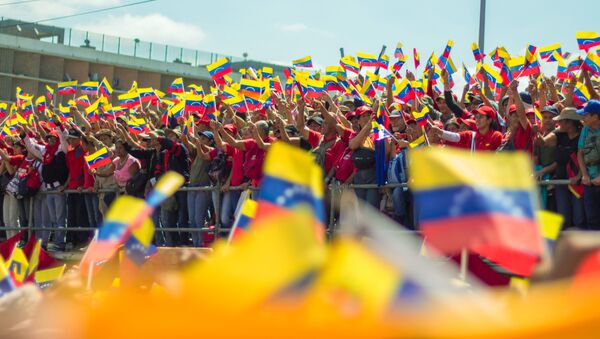 Акция в поддержку президента Венесуэлы Н. Мадуро - Sputnik Кыргызстан