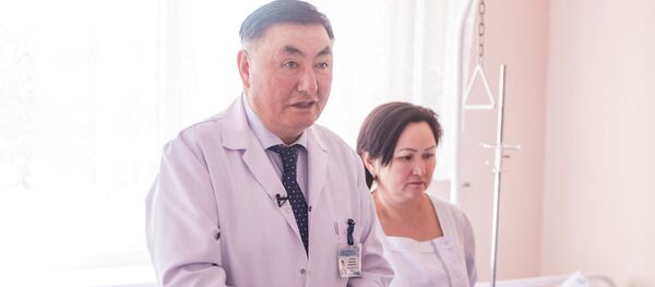 Директор Национального центра охраны материнства и детства Камчыбек Узакбаев - Sputnik Кыргызстан