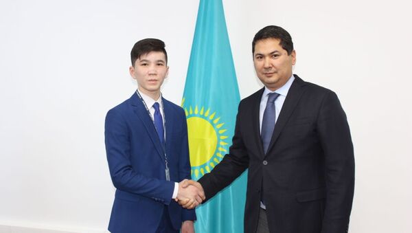 В Казахстане 15-летний школьник стал чиновником - Sputnik Кыргызстан