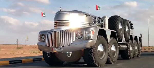 600 аттын күчү бар... Араб шейхи элде жок унаасын көрсөттү. Видео 600 аттын күчү бар... Араб шейхи элде жок унаасын көрсөттү. Видео - Sputnik Кыргызстан