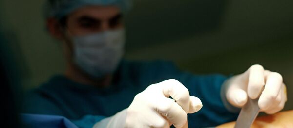 Дарыгер операция учурунда. Архив Дарыгер операция учурунда. Архив - Sputnik Кыргызстан