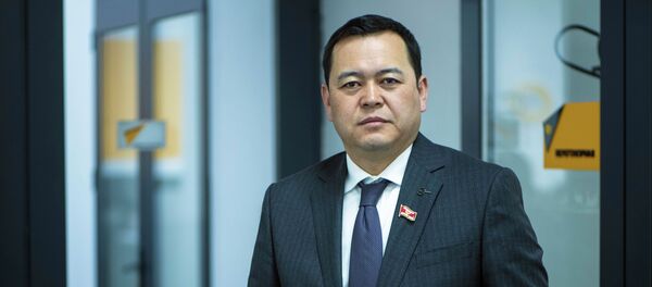 Өнүгүү — Прогресс фракциясынын депутаты, вице-спикер Мирлан Бакиров - Sputnik Кыргызстан