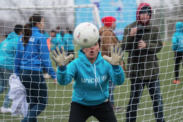 Футбольный фестиваль Поиграй со мной. В футболе все равны! в Бишкеке - Sputnik Кыргызстан