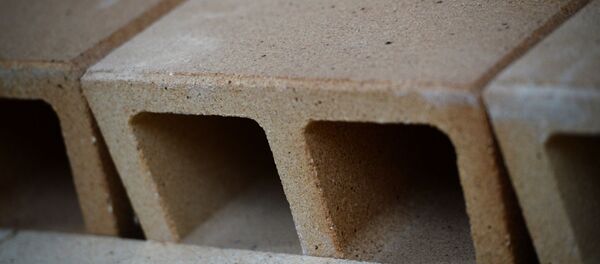 Пуск обжиговой печи на Ревдинском кирпичном заводе в Свердловской области - Sputnik Кыргызстан