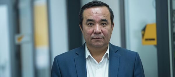 Финансы министрлигинин алдындагы бюджеттик насыяларды башкаруу боюнча мамлекеттик агенттиктин өкүлү Кылычбек Асеков - Sputnik Кыргызстан