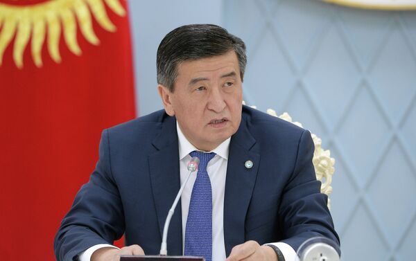 Президент КР Сооронбай Жээнбеков провел совещание по ситуации на кыргызско-таджикской границе и раскритиковал работу силовиков - Sputnik Кыргызстан