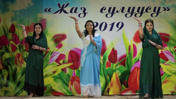 Конкурс красоты Весна-2019 в женской исправительной колонии №2 - Sputnik Кыргызстан