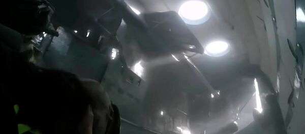 Турист снял изнутри крушение вертолета в горах Кыргызстана — видео - Sputnik Кыргызстан