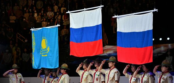 Российская фигуристка Загитова стала чемпионкой мира, а серебро у казахстанки - Sputnik Кыргызстан