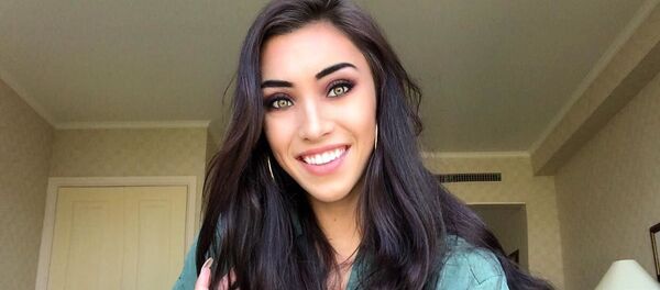 Канадская фигуристка Габриэль Дэйлман Канадская фигуристка Габриэль Дэйлман - Sputnik Кыргызстан