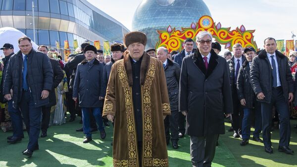 Н. Назарбаев и К.-Ж. Токаев посетили мероприятия в честь Наурыза - Sputnik Кыргызстан