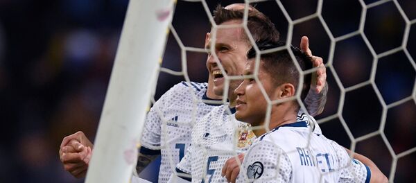 Футбол. Отборочный матч ЧЕ-2020. Казахстан - Россия Футбол. Отборочный матч ЧЕ-2020. Казахстан - Россия - Sputnik Кыргызстан