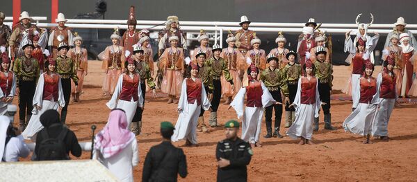 Церемония закрытия этнофестиваля Camel Fest в Эр-Рияде - Sputnik Кыргызстан