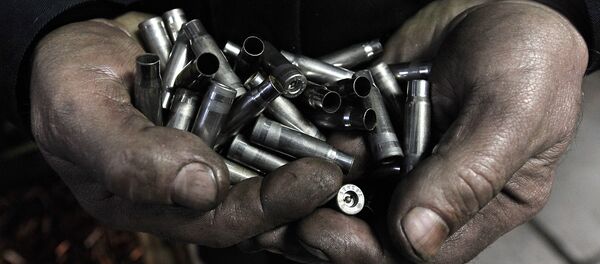 Работа Климовского специализированного патронного завода - Sputnik Кыргызстан