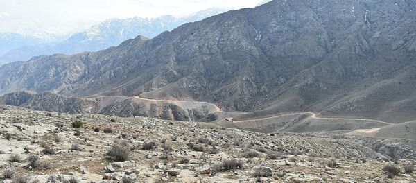 Строительство автодороги Ак-Сай — Тамдык в Баткенском районе - Sputnik Кыргызстан