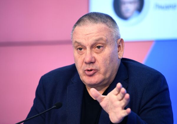 Пойдет ли Зеленский на второй тур выборов на Украине — беседа с экспертом - Sputnik Кыргызстан