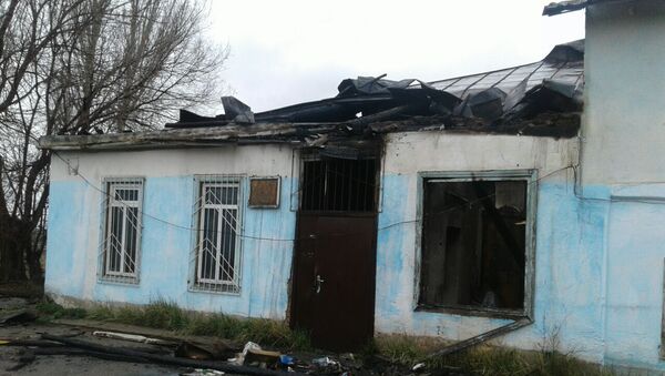 В Караколе в бывшем Доме пионеров 6 апреля произошел пожар - Sputnik Кыргызстан