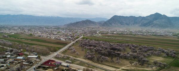 Город Баткен. Баткенская область Город Баткен. Баткенская область - Sputnik Кыргызстан