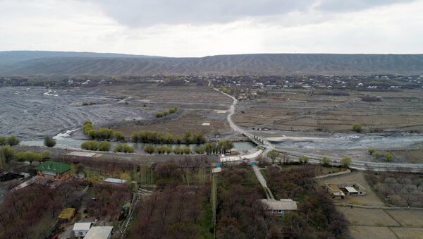 Окраина города Баткен. Архивное фото - Sputnik Кыргызстан