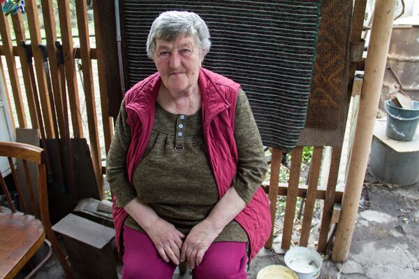 Я подписала всего одну бумагу и лишилась дома! История пожилой кыргызстанки - Sputnik Кыргызстан