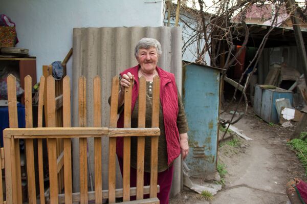 Я подписала всего одну бумагу и лишилась дома! История пожилой кыргызстанки - Sputnik Кыргызстан