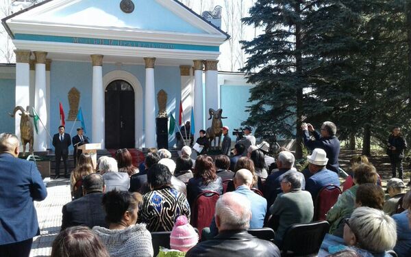 В Караколе прошли мероприятия, посвященные 180-летию со дня рождения ученого и путешественника Николая Пржевальского - Sputnik Кыргызстан