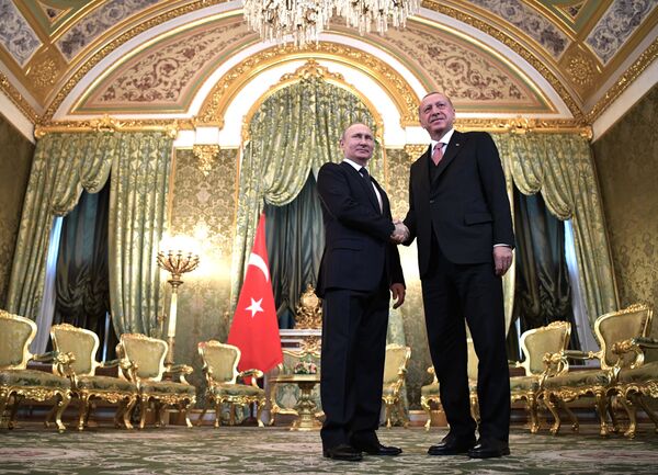 Президент РФ В. Путин встретился с президентом Турции Р. Т. Эрдоганом - Sputnik Кыргызстан