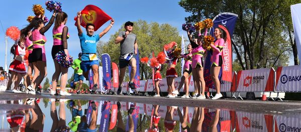 Весенний полумарафон Бакай Банк Жаз Деми в Бишкеке - Sputnik Кыргызстан