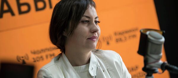 Представитель инициативной группы Совет общественной безопасности (СОБ) Валерия Садыгалиева Представитель инициативной группы Совет общественной безопасности (СОБ) Валерия Садыгалиева - Sputnik Кыргызстан