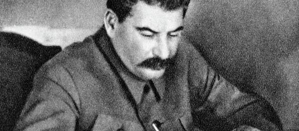 Генеральный секретарь ЦК ВКП Иосиф Сталин Генеральный секретарь ЦК ВКП Иосиф Сталин - Sputnik Кыргызстан