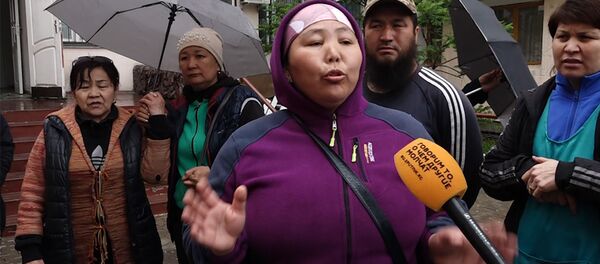 Очередной скандал вокруг Ошского рынка — что говорят торговцы. Видео - Sputnik Кыргызстан