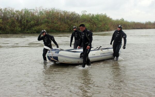 Ранее МЧС сообщило, что в селе Константиновка Чуйской области 11 апреля в реке Ат-Баши утонул 5-летний мальчик. - Sputnik Кыргызстан