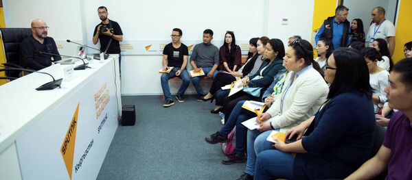 Мастер-класс Фотоистория — способ выхода из фотографического кризиса - Sputnik Кыргызстан