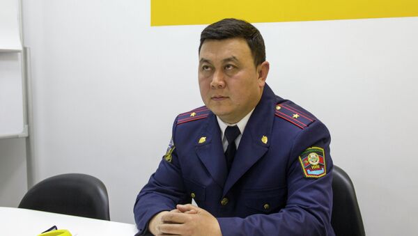 Глава отдела центра мониторинга обеспечения информации Токомбай Исаев - Sputnik Кыргызстан