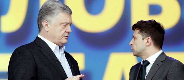 Дебаты кандидатов в президенты Украины Петра Порошенко и Владимира Зеленского в Киеве Дебаты кандидатов в президенты Украины Петра Порошенко и Владимира Зеленского в Киеве - Sputnik Кыргызстан