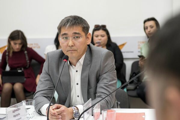 Главный врач кардиохирургической клиники Дамир Осмонов - Sputnik Кыргызстан