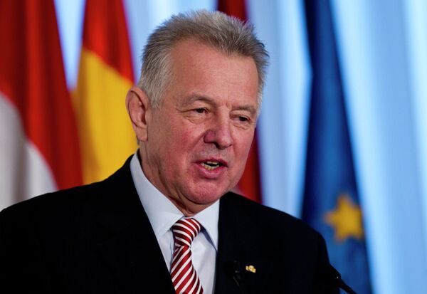 Бийчи, актер, сүрөтчү. Кокусунан президент болуп калган лидерлер - Sputnik Кыргызстан