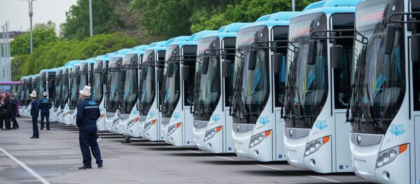 Бишкекке Кытайдан газ менен иштеген 60 автобус алып келинди - Sputnik Кыргызстан