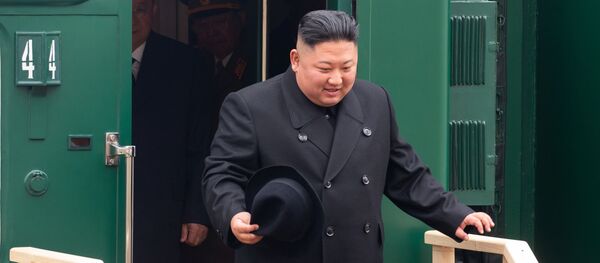 Лидер КНДР Ким Чен Ын прибыл в Россию Лидер КНДР Ким Чен Ын прибыл в Россию - Sputnik Кыргызстан