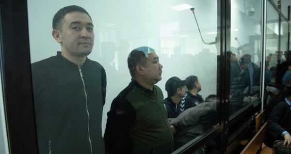 Позор! Что происходило на суде над экс-депутатом ЖК в Алматы. Видео драки - Sputnik Кыргызстан