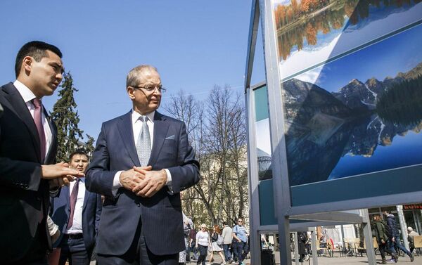 Во вторник, 23 апреля, в столице Латвии открылась фотовыставка Живописный Кыргызстан в сердце Риги - Sputnik Кыргызстан