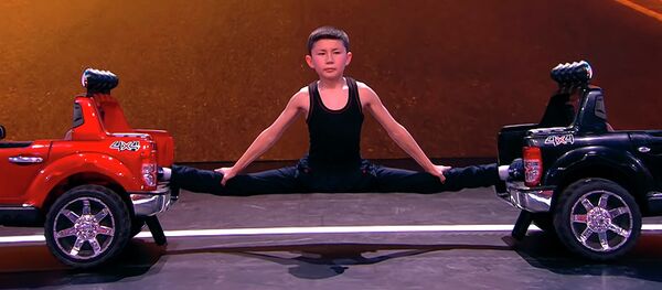 Кыргызстандык Али Ван Дамм Лучше всех шоусуна чыкты. Видео - Sputnik Кыргызстан