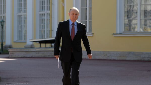 Рабочая поездка президента РФ В. Путина в Санкт-Петербург. День второй - Sputnik Кыргызстан