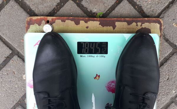 Битва с курсаком — как я попытаюсь похудеть за два месяца. Видеоблог - Sputnik Кыргызстан