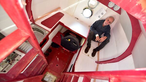 Путешествие 72-летнего француза Жан-Жак Савена через Атлантический океан - Sputnik Кыргызстан
