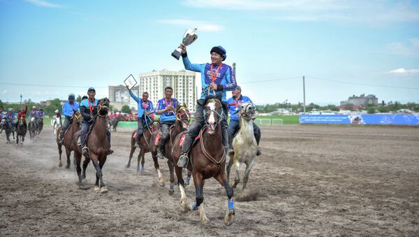 Турнир по кок-бору и национальных конноспортивных игр, посвященный ко Дню города Бишкек - Sputnik Кыргызстан