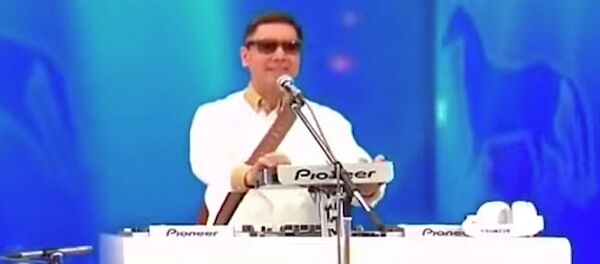 Рэп про коня от президента Туркменистана Гурбангулы Бердымухамедова  — видео - Sputnik Кыргызстан