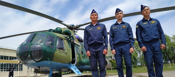 Торжественная церемония передачи военной техники Генштабу - Sputnik Кыргызстан